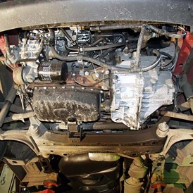 Unterfahrschutz Motor und Getriebe 2mm Stahl Renault Master 2010 bis 2019 2.jpg